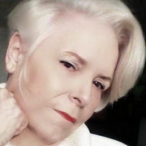 Meet your Posher, Paulette